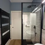 Appartement 210 *